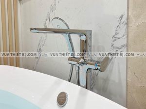 Vòi sen xả bồn tắm INAX BFV-656S đặt sàn