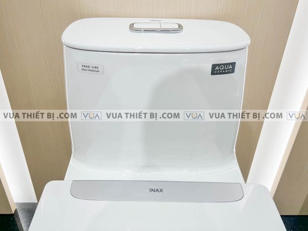 Bồn cầu 1 khối INAX AC-1052 CW-S32VN Aqua Ceramic nắp rửa cơ