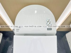 Bồn cầu 2 khối INAX AC-2700VN Aqua Ceramic nắp êm