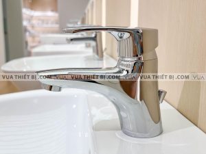 INAX LFV-212S - Vòi chậu lavabo nóng lạnh 7 anh thuc te voi chau lavabo inax lfv 212s nong lanh 2 1