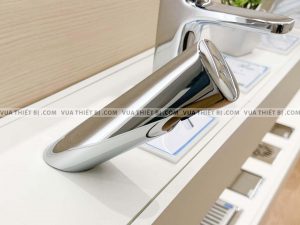 INAX AMV-300K - Vòi lavabo cảm ứng pin nóng lạnh 2 Voi chau lavabo INAX AMV 300K cam ung pin nong lanh 1