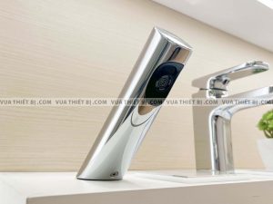 INAX AMV-300K - Vòi lavabo cảm ứng pin nóng lạnh 3 Voi chau lavabo INAX AMV 300K cam ung pin nong lanh 2