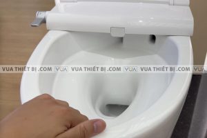 INAX AC-832 CW-H20VN - Bồn cầu thông minh nắp điện tử 6 anh thuc te bon cau 2 khoi inax ac 832 cw s32vn aqua ceramic nap rua co 1