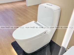 INAX AC-832 CW-H20VN - Bồn cầu thông minh nắp điện tử 2 anh thuc te bon cau 2 khoi inax ac 832 cw s32vn aqua ceramic nap rua co 5